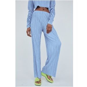 NEW Source Unknown Blue Pleats Lounge Pants - OS